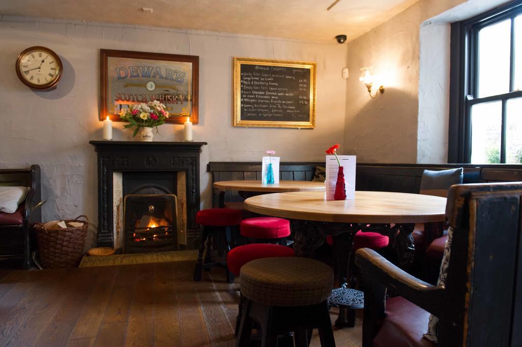 The Hare And Hounds, Levens Hotel Exterior foto